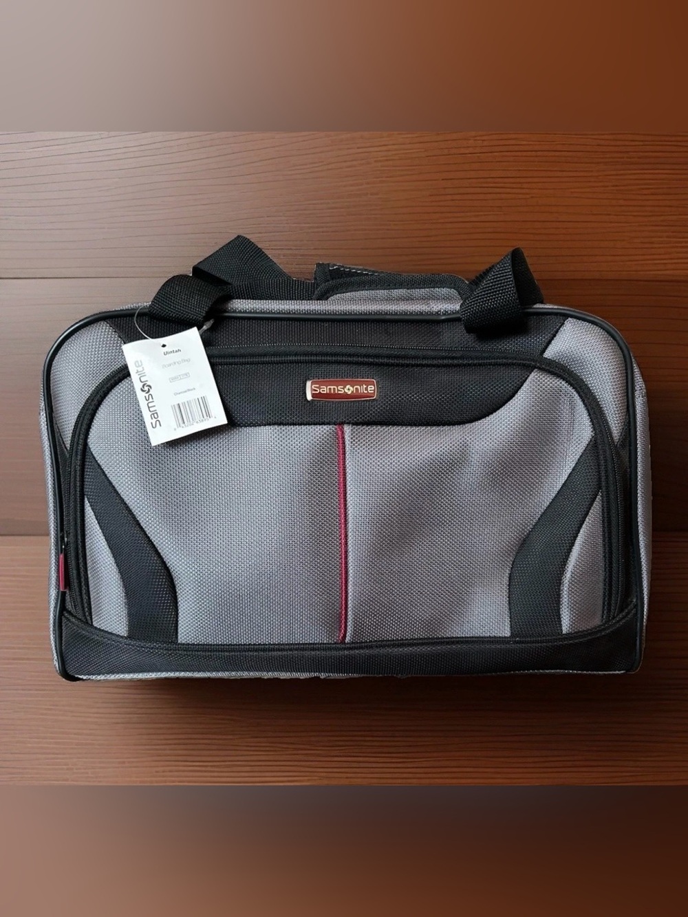 Samsonite Uintah Boarding Bag Carry-On 17.5" Travel Nylon
Charcoal/Black Strap